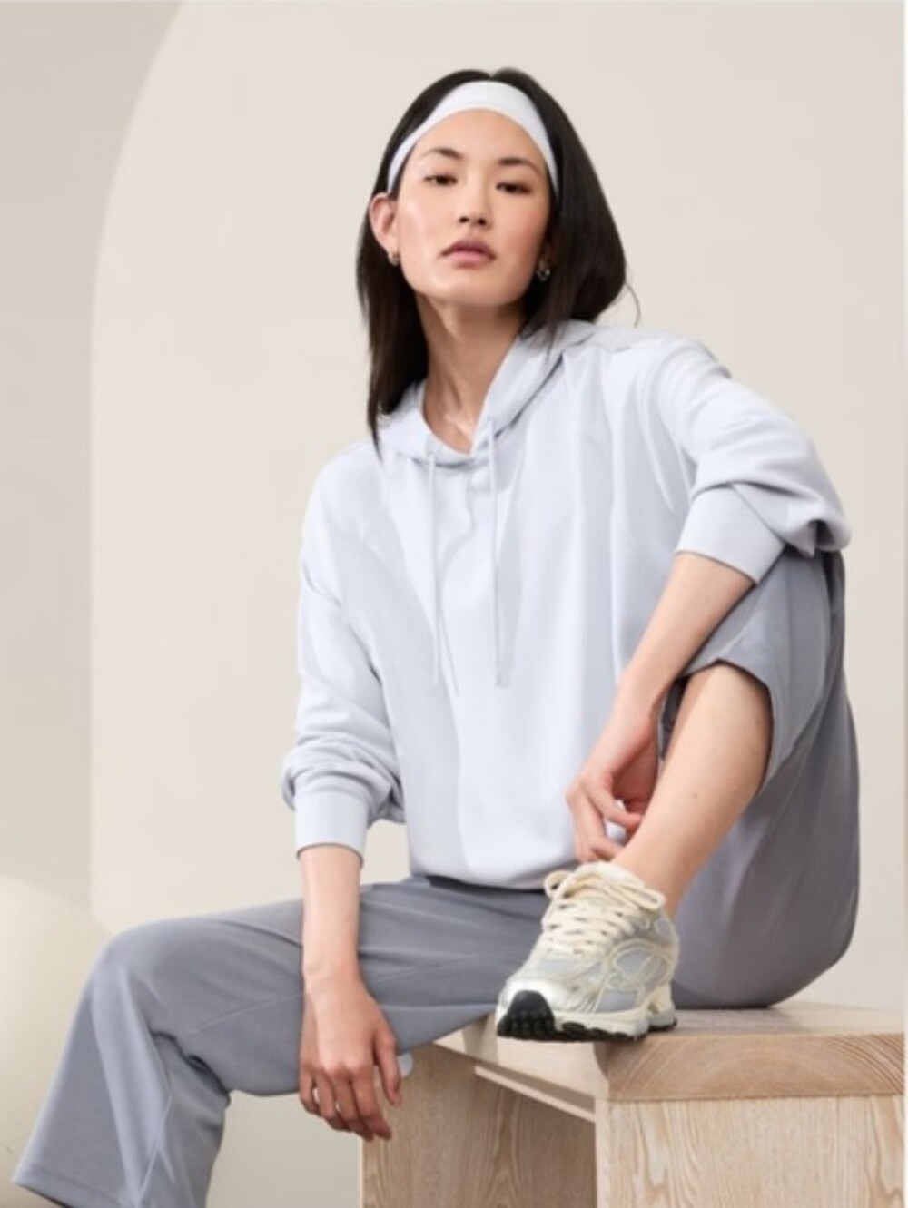 Athleta  Light Blue Crewneck Hoodie Sweatshirt